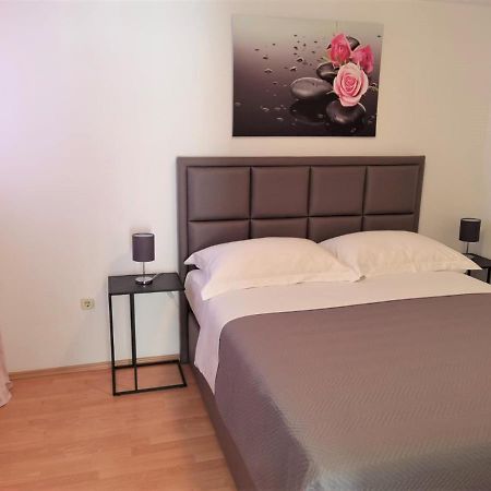 Villa Pino With Pool, Sauna & Jacuzzi Petrcane Luaran gambar