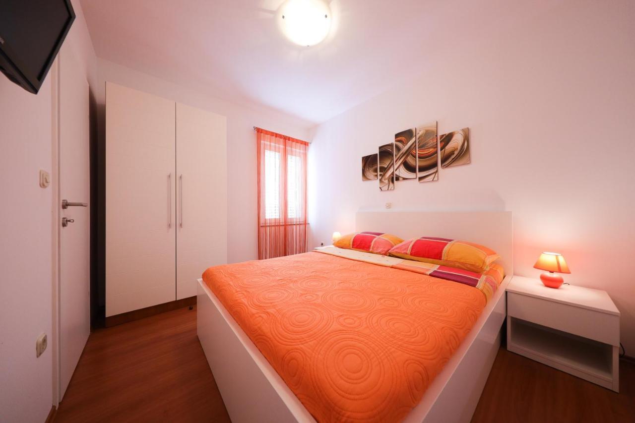 Villa Pino With Pool, Sauna & Jacuzzi Petrcane Luaran gambar