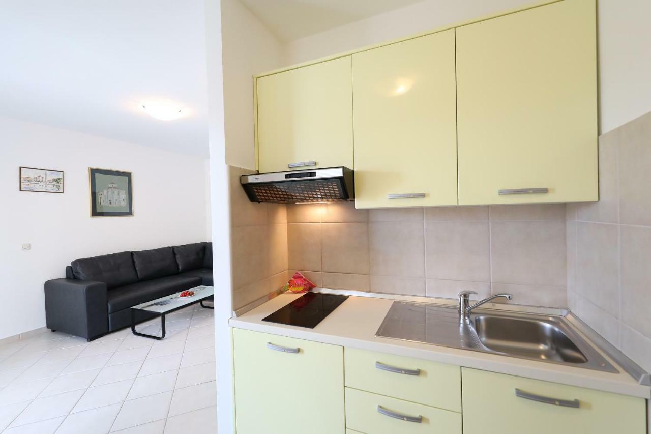 Villa Pino With Pool, Sauna & Jacuzzi Petrcane Luaran gambar