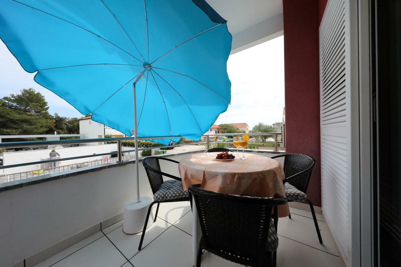 Villa Pino With Pool, Sauna & Jacuzzi Petrcane Luaran gambar